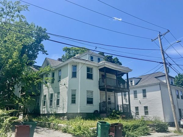 36 Plymouth St, Lowell, MA 01854