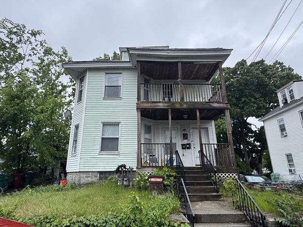 36 Plymouth St, Lowell, MA 01854