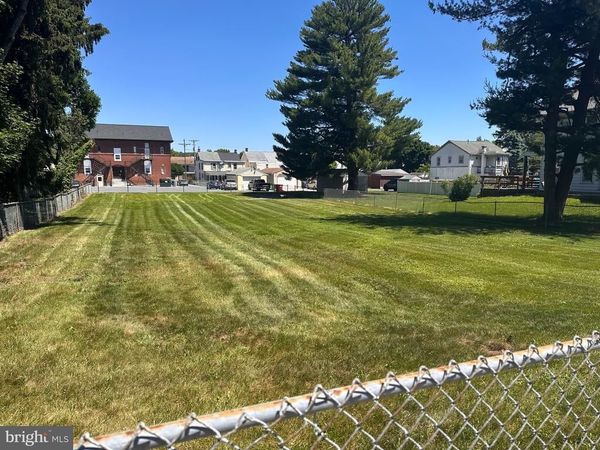 1835 CENTER STREET, LEBANON, PA 17042