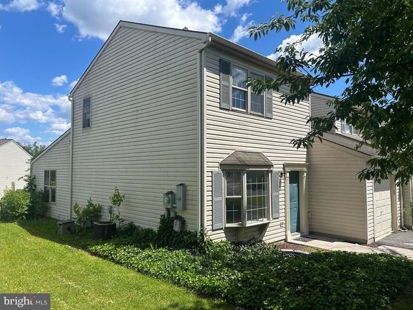 2943 MILKY WAY, DOVER, PA 17315