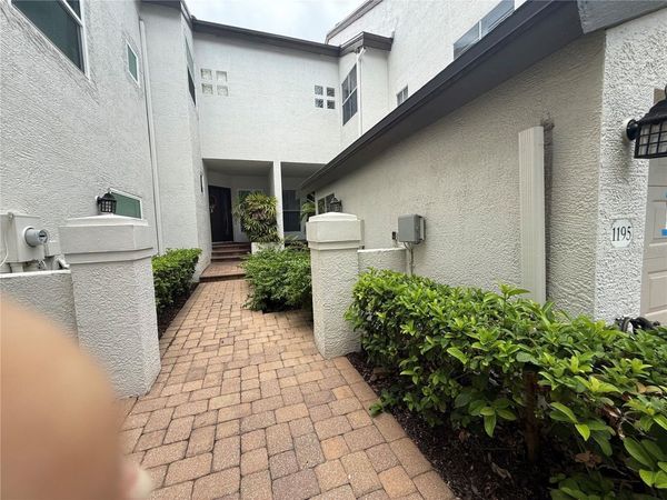 1195 SHIPWATCH CIRCLE , TAMPA, FL 33602