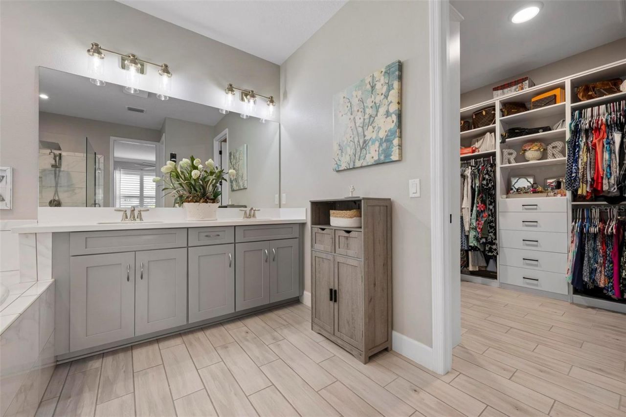 6420 Grandview Hill Court, Bradenton, FL 34203 Photo
