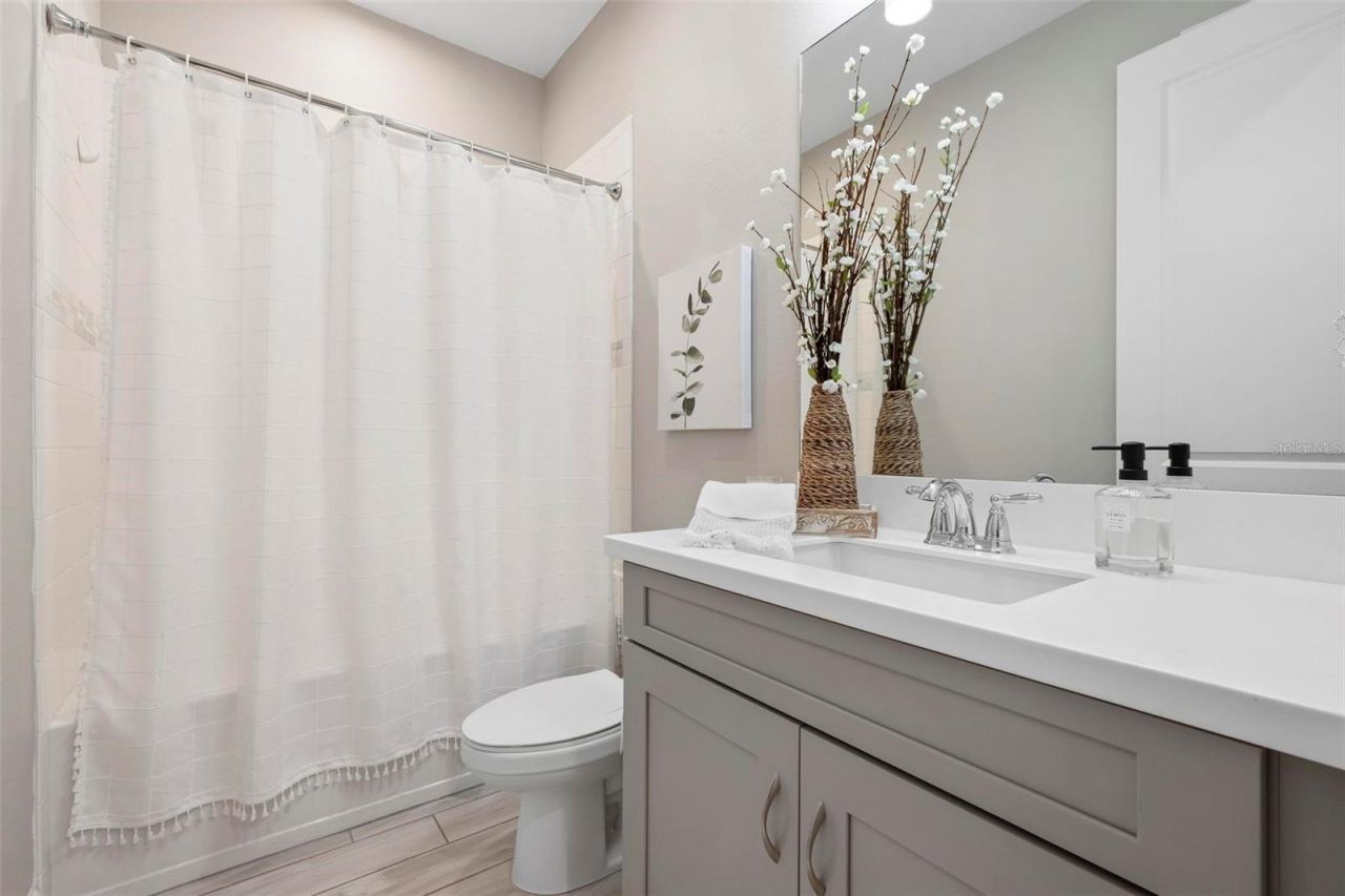 6420 Grandview Hill Court, Bradenton, FL 34203 Photo
