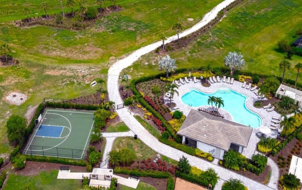 6420 Grandview Hill Court, Bradenton, FL 34203 Photo