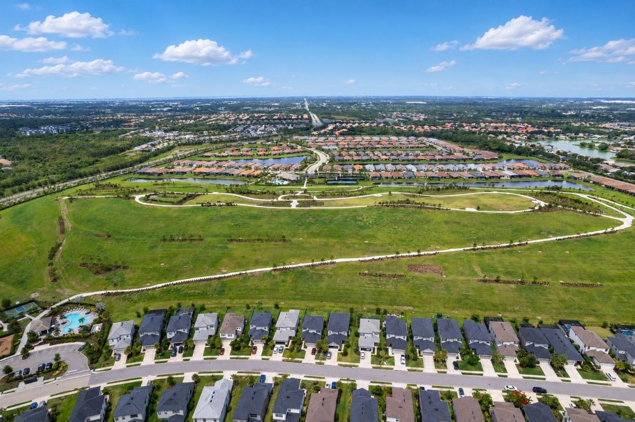 6420 Grandview Hill Court, Bradenton, FL 34203 Photo