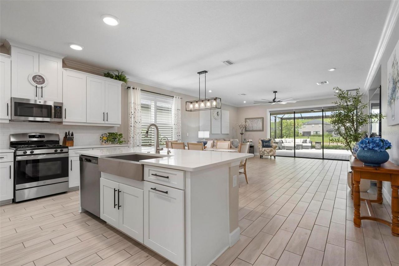 6420 Grandview Hill Court, Bradenton, FL 34203 Photo