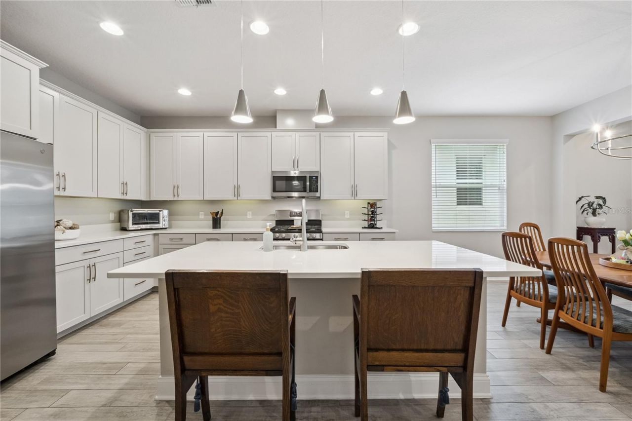 1143 Hull Island Drive, Oakland, FL 34787 Photo