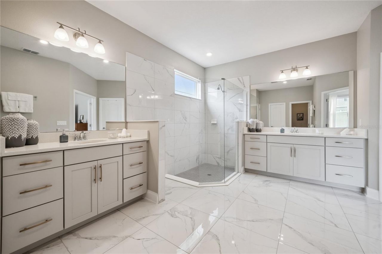 1143 Hull Island Drive, Oakland, FL 34787 Photo