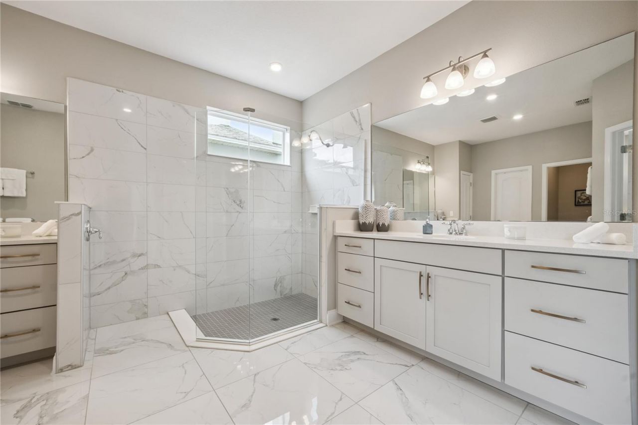 1143 Hull Island Drive, Oakland, FL 34787 Photo