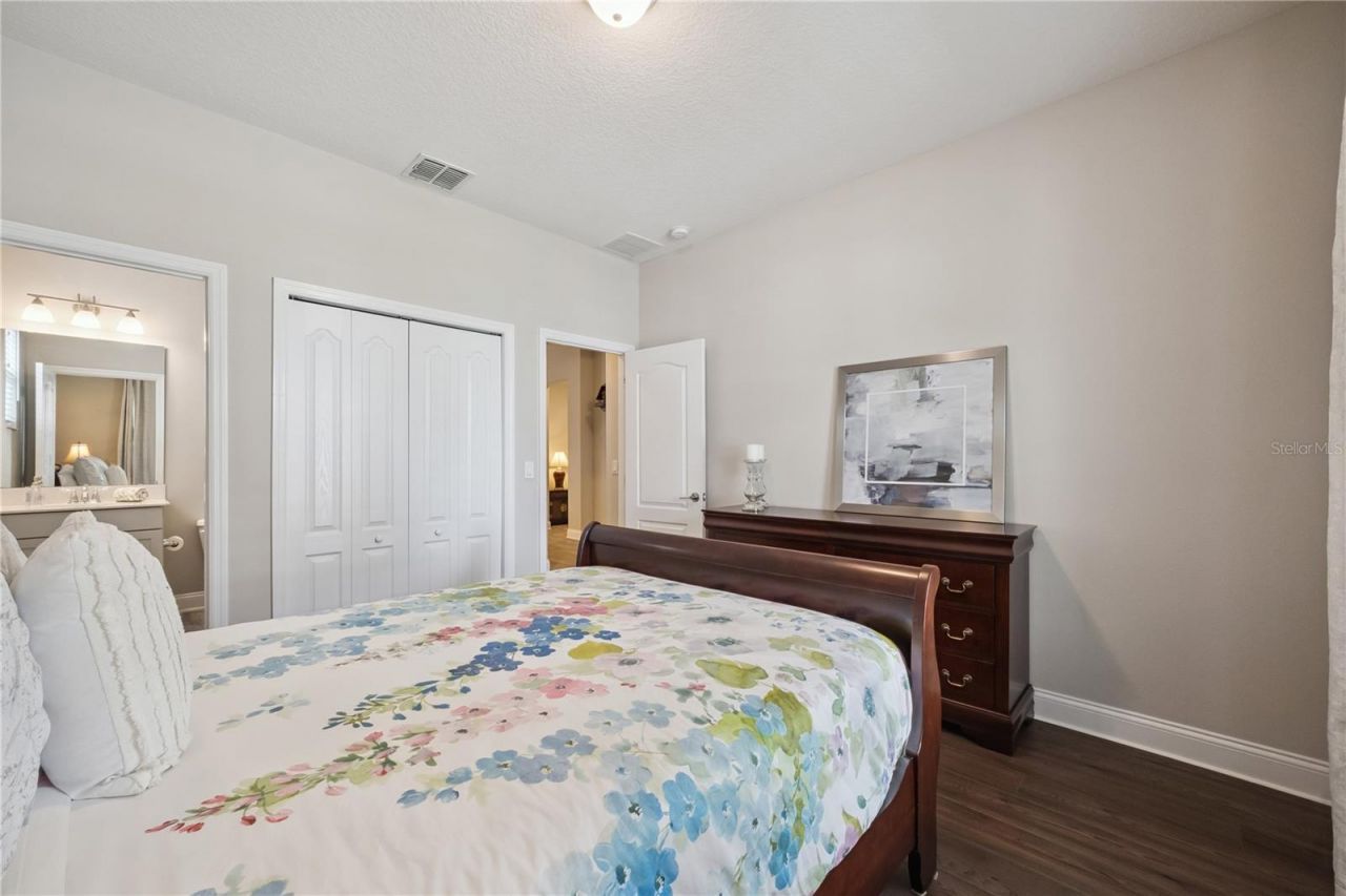 1143 Hull Island Drive, Oakland, FL 34787 Photo