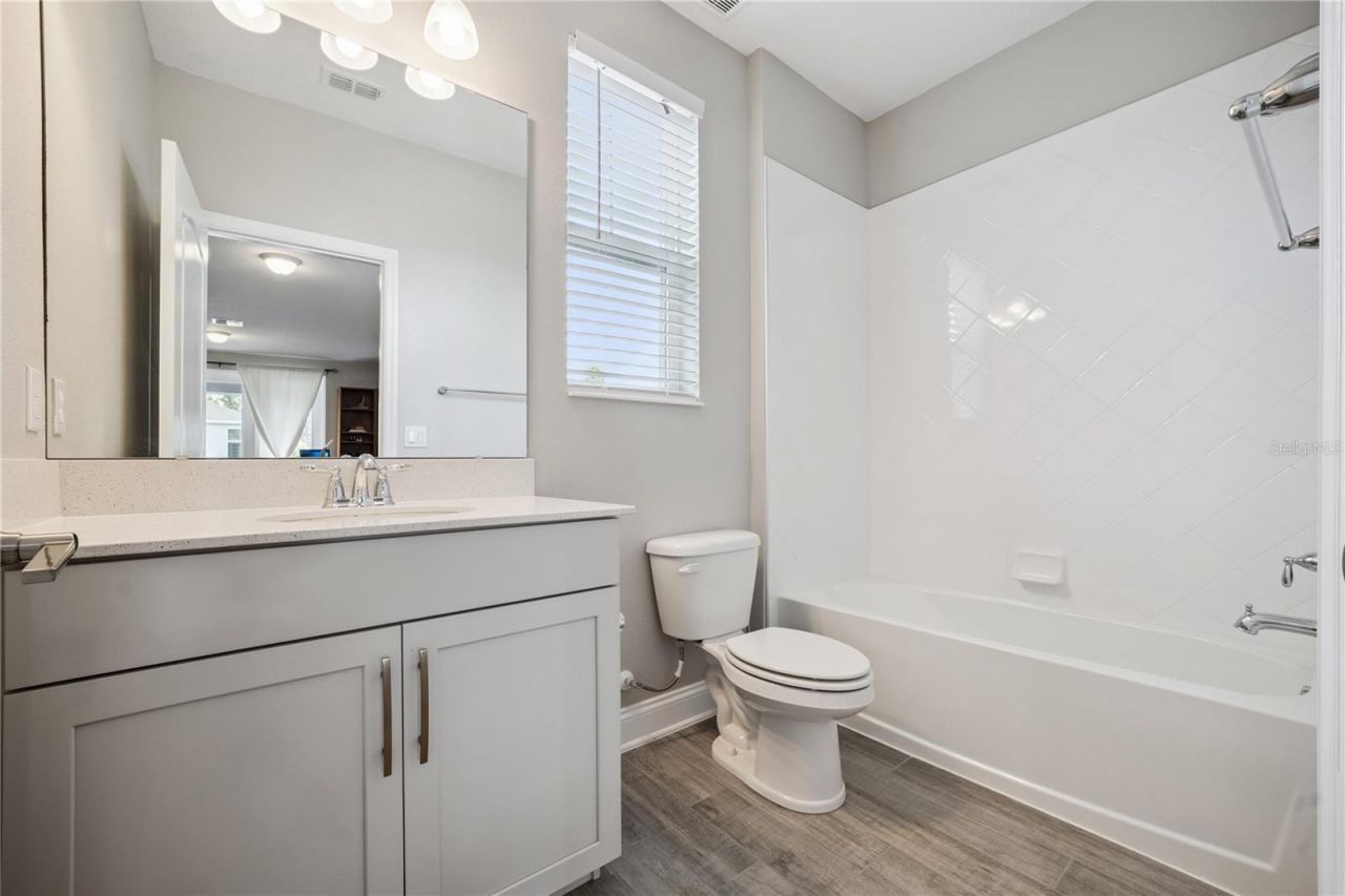 1143 Hull Island Drive, Oakland, FL 34787 Photo
