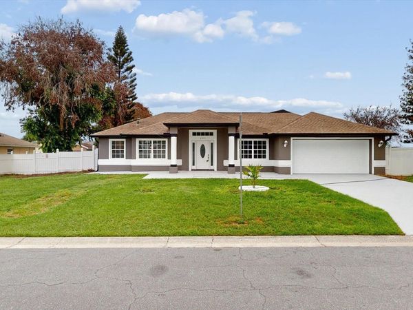 2401 BEL AIR CIRCLE , KISSIMMEE, FL 34743