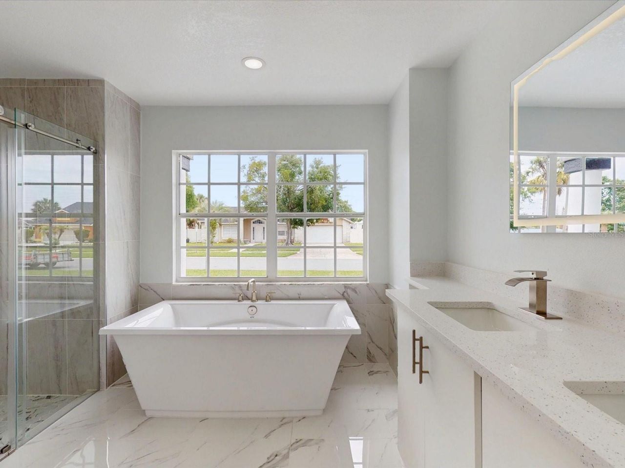 2401 Bel Air Circle, Kissimmee, FL 34743 Photo