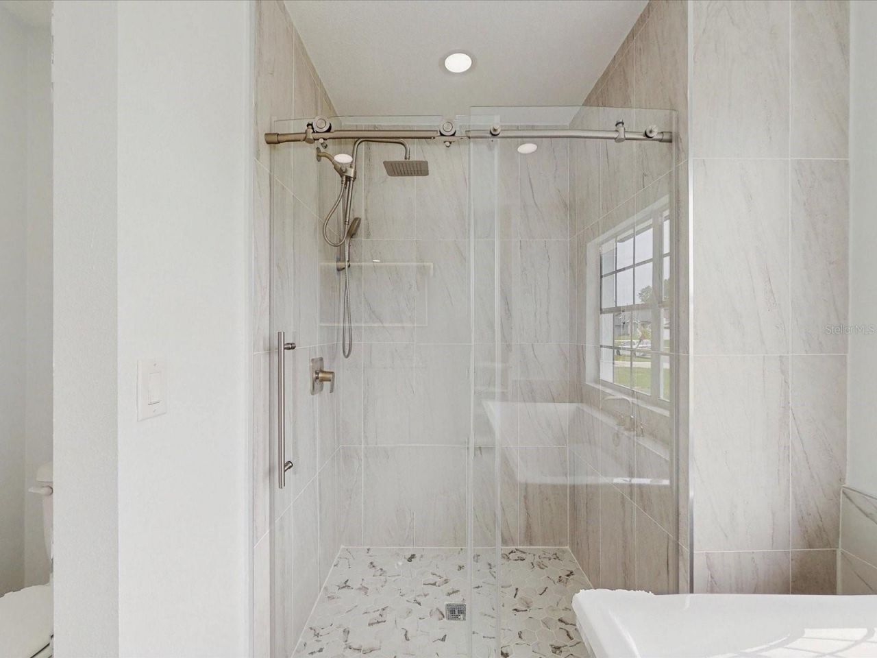 2401 Bel Air Circle, Kissimmee, FL 34743 Photo