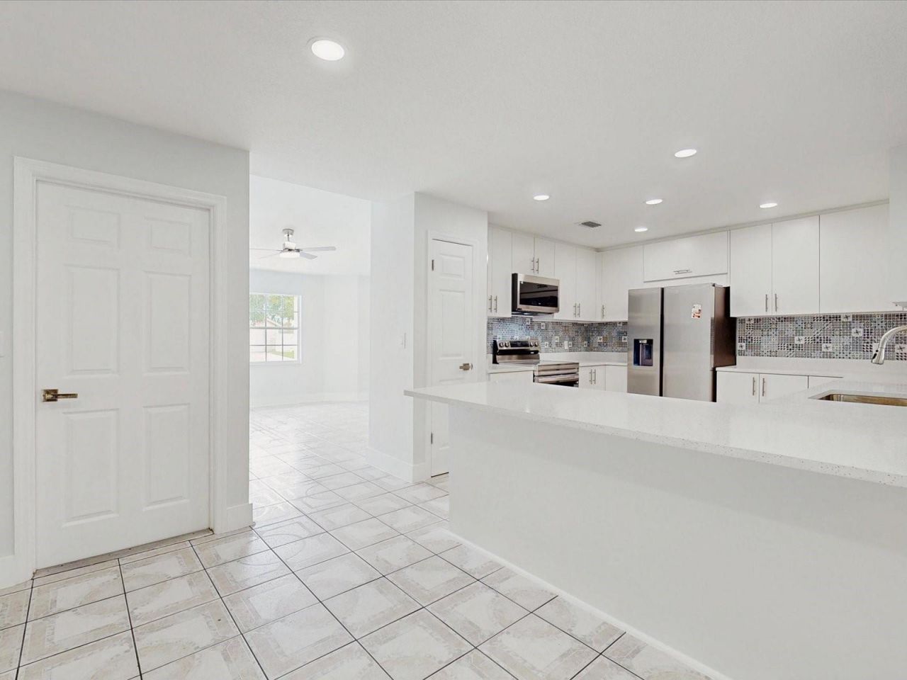 2401 Bel Air Circle, Kissimmee, FL 34743 Photo
