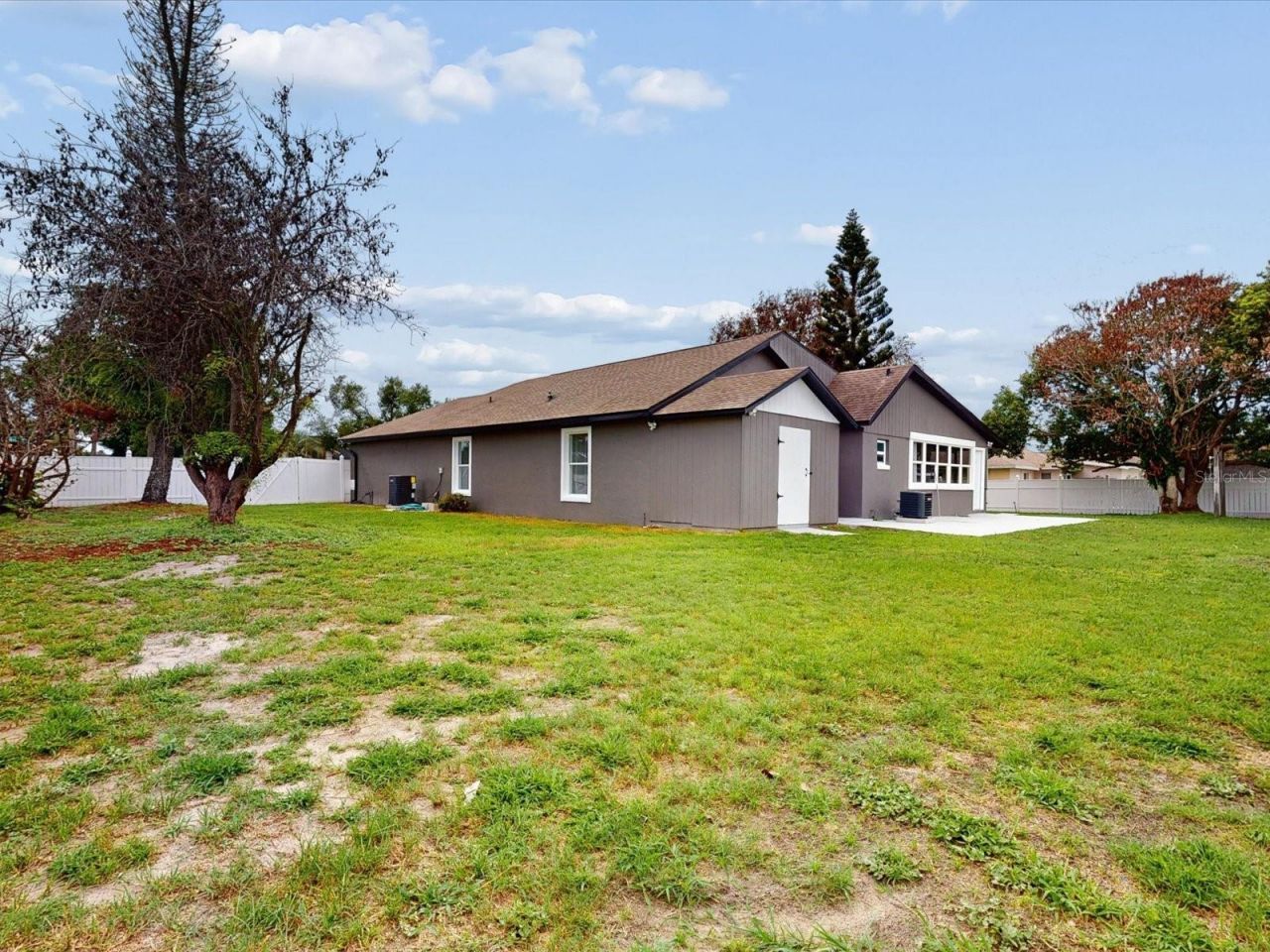 2401 Bel Air Circle, Kissimmee, FL 34743 Photo
