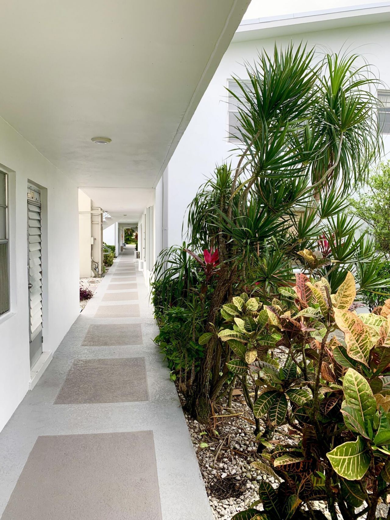 130 Sheffield F, West Palm Beach, FL 33417 Photo