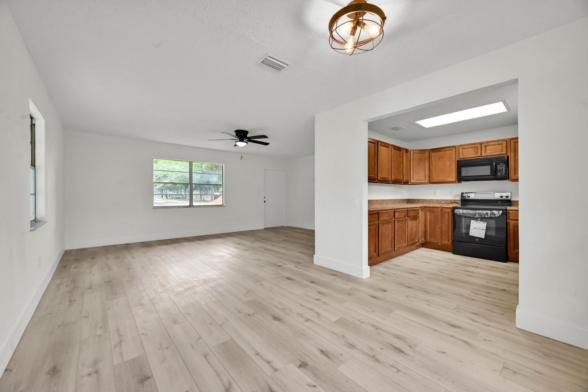 833 NW 34th Street, Okeechobee, FL 34972 Photo