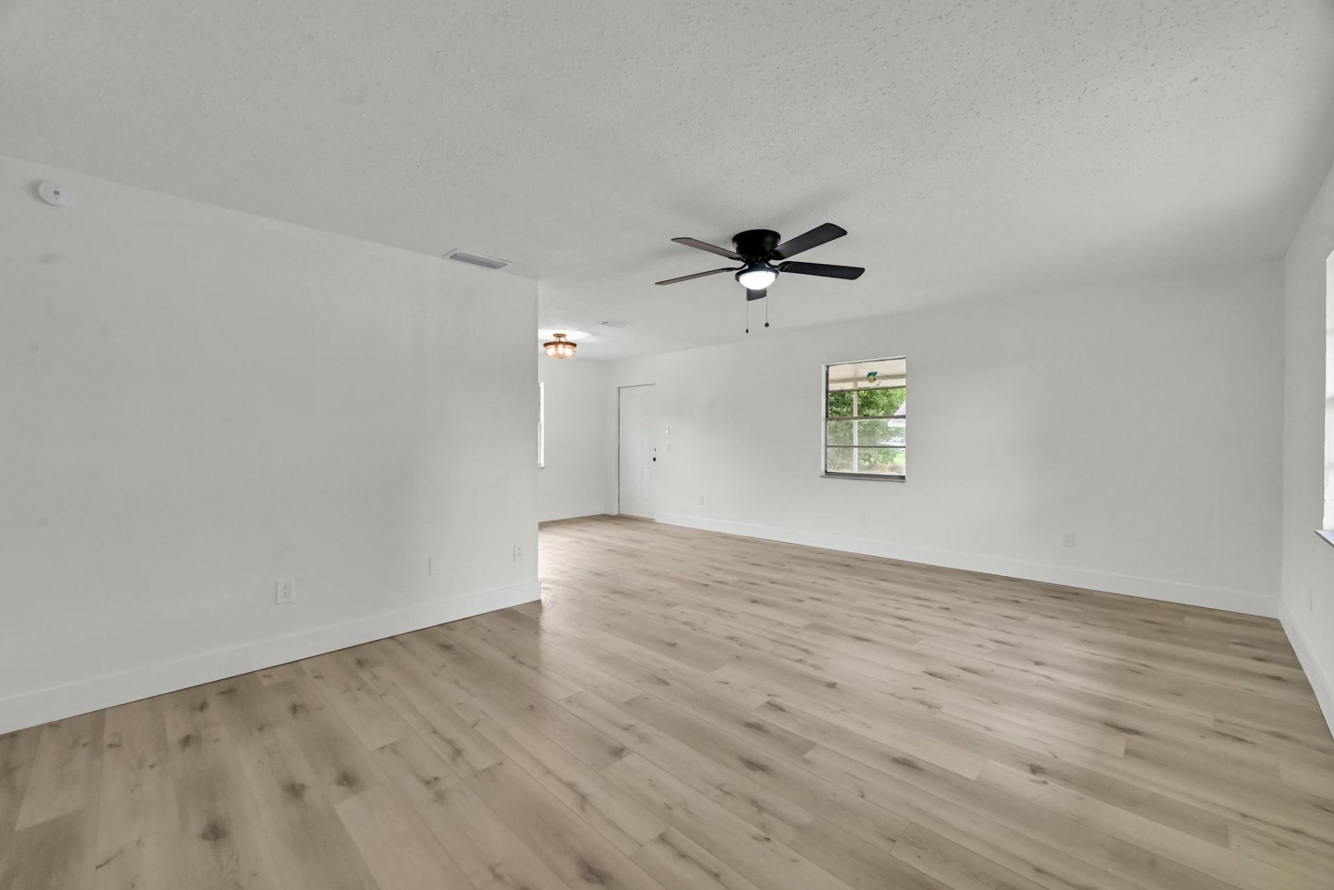 833 NW 34th Street, Okeechobee, FL 34972 Photo