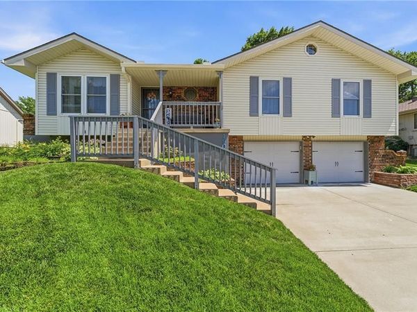 1903 N Lazy Branch Road, Independence, MO 64058