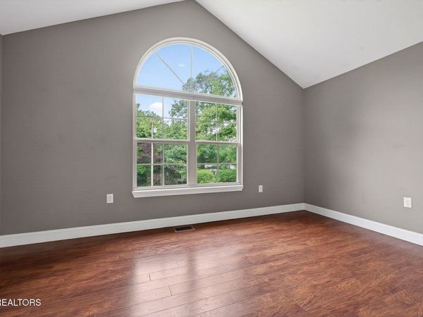 2689 Spruce Loop , Crossville, TN 38555