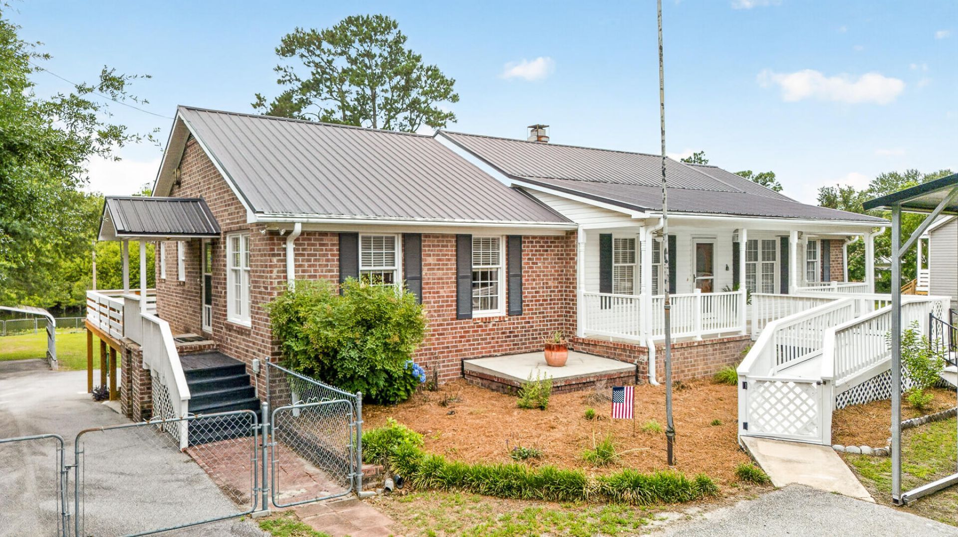 201 Lake Moultrie Drive Photo 4