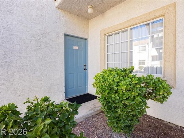 3318 N Decatur Boulevard , Unit 1082, Las Vegas, NV 89130