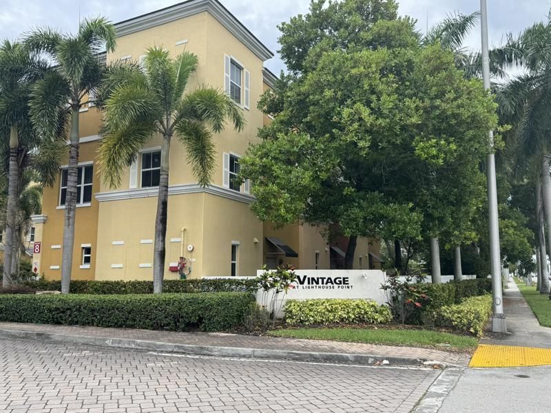 2351 Vintage Drive, Unit 2351, Lighthouse Point, FL 33064 Photo