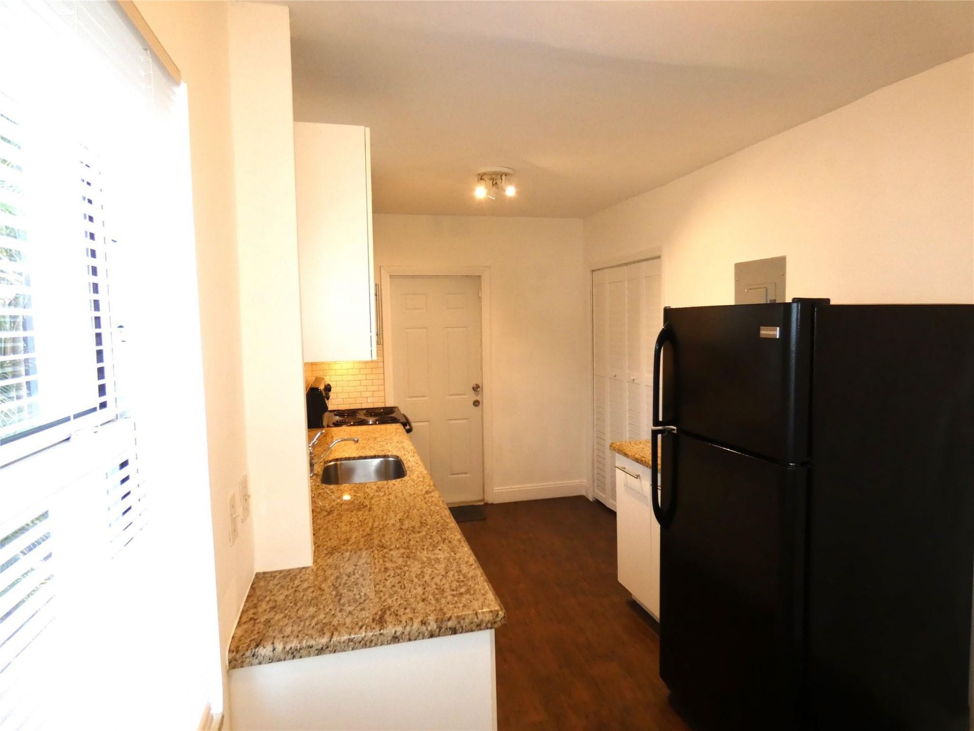 1528 NW 1st Avenue, Fort Lauderdale, FL 33311 Photo