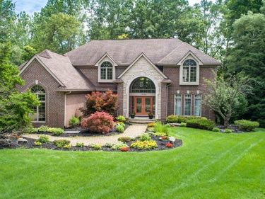 29148 Bradmoor Court , Farmington Hills, MI 48334