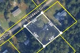 128 Amadeus Drive photo 4