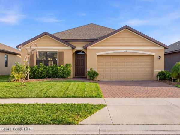 826 Remington Green Drive SE , Palm Bay, FL 32909
