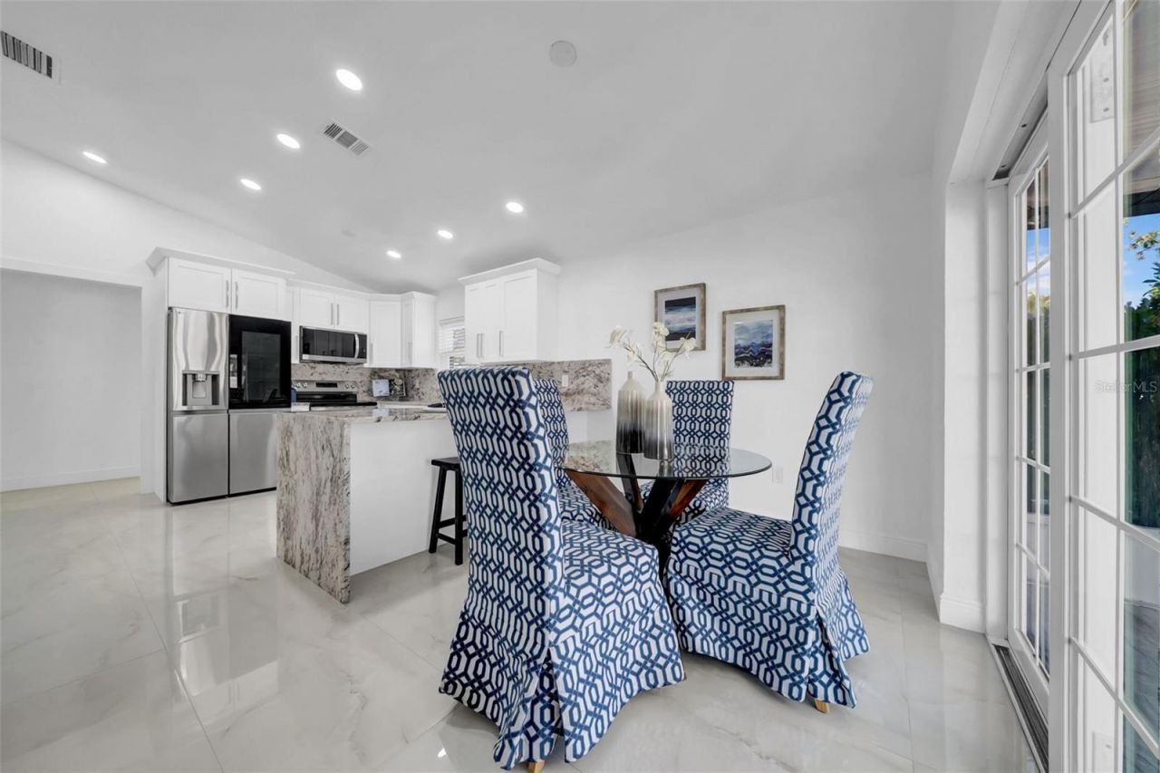 2020 58th Avenue S, Saint Petersburg, FL 33712 Photo