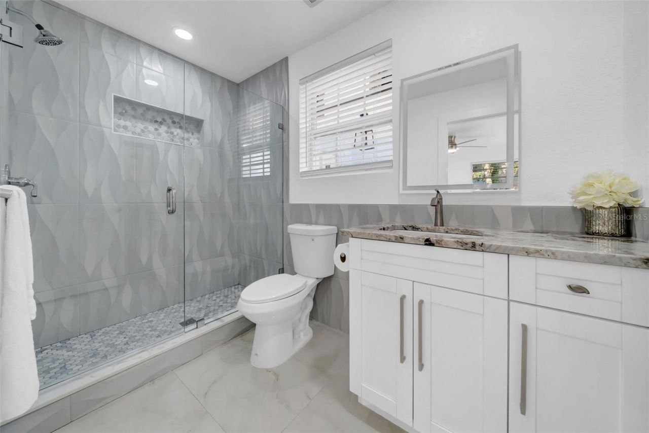 2020 58th Avenue S, Saint Petersburg, FL 33712 Photo