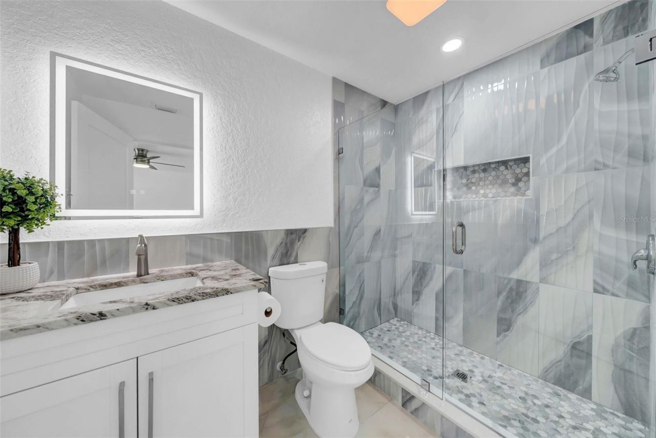 2020 58th Avenue S, Saint Petersburg, FL 33712 Photo