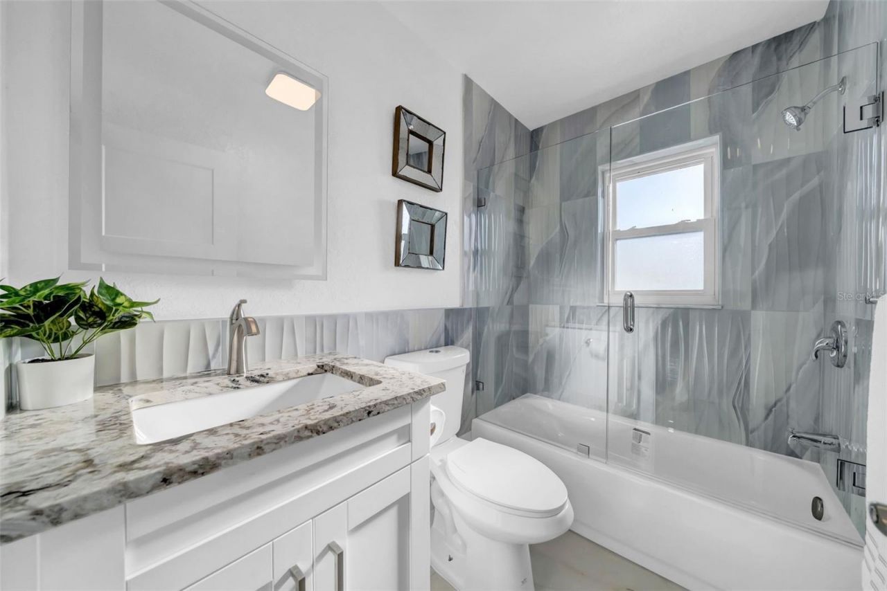 2020 58th Avenue S, Saint Petersburg, FL 33712 Photo