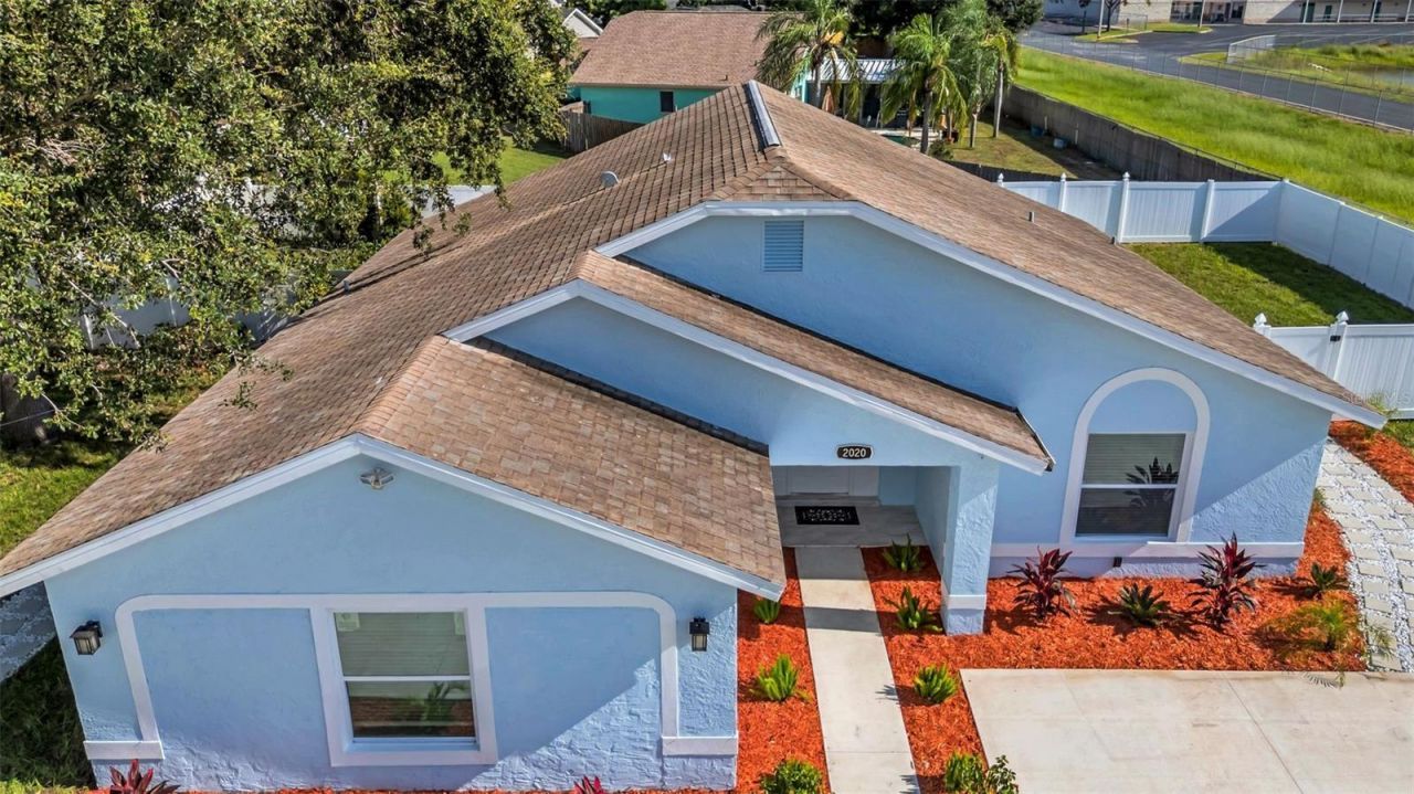 2020 58th Avenue S, Saint Petersburg, FL 33712 Photo