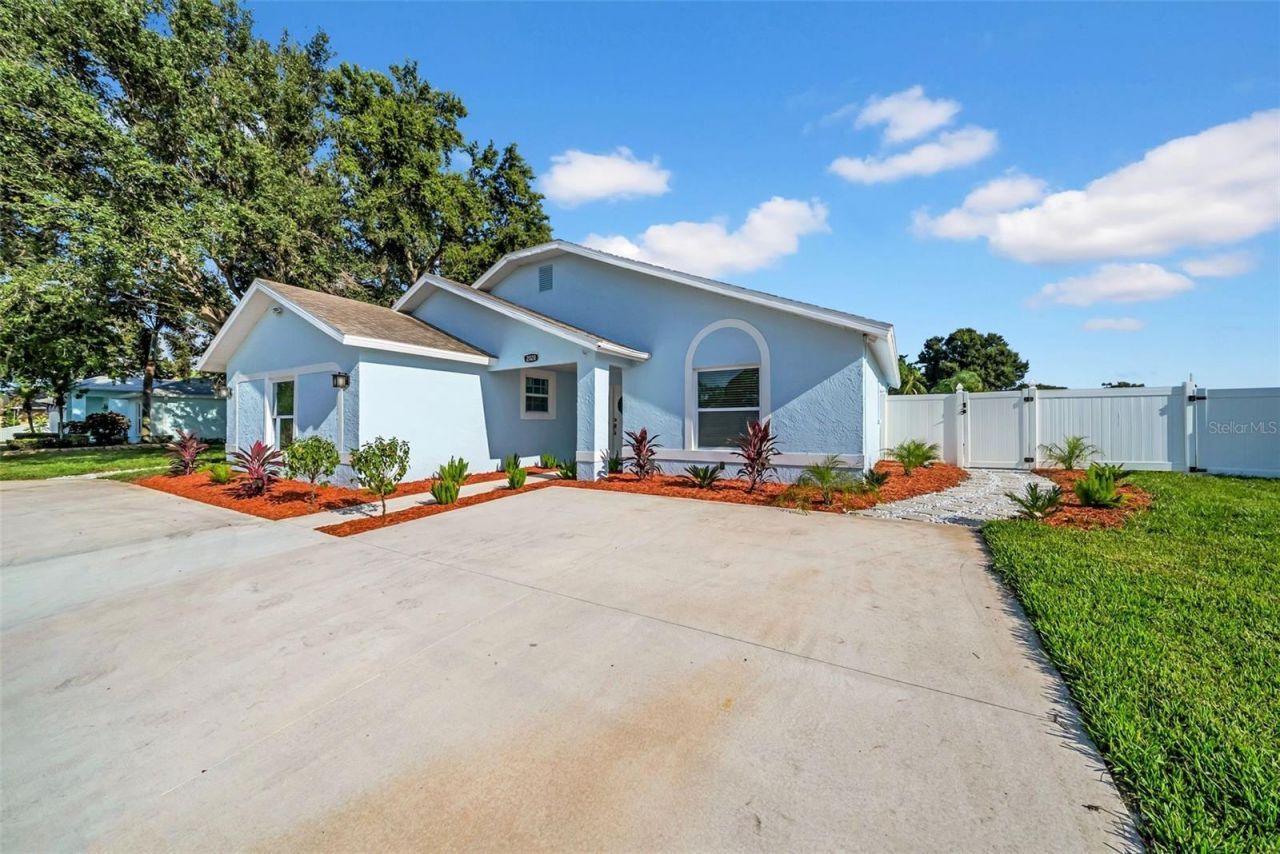 2020 58th Avenue S, Saint Petersburg, FL 33712 Photo