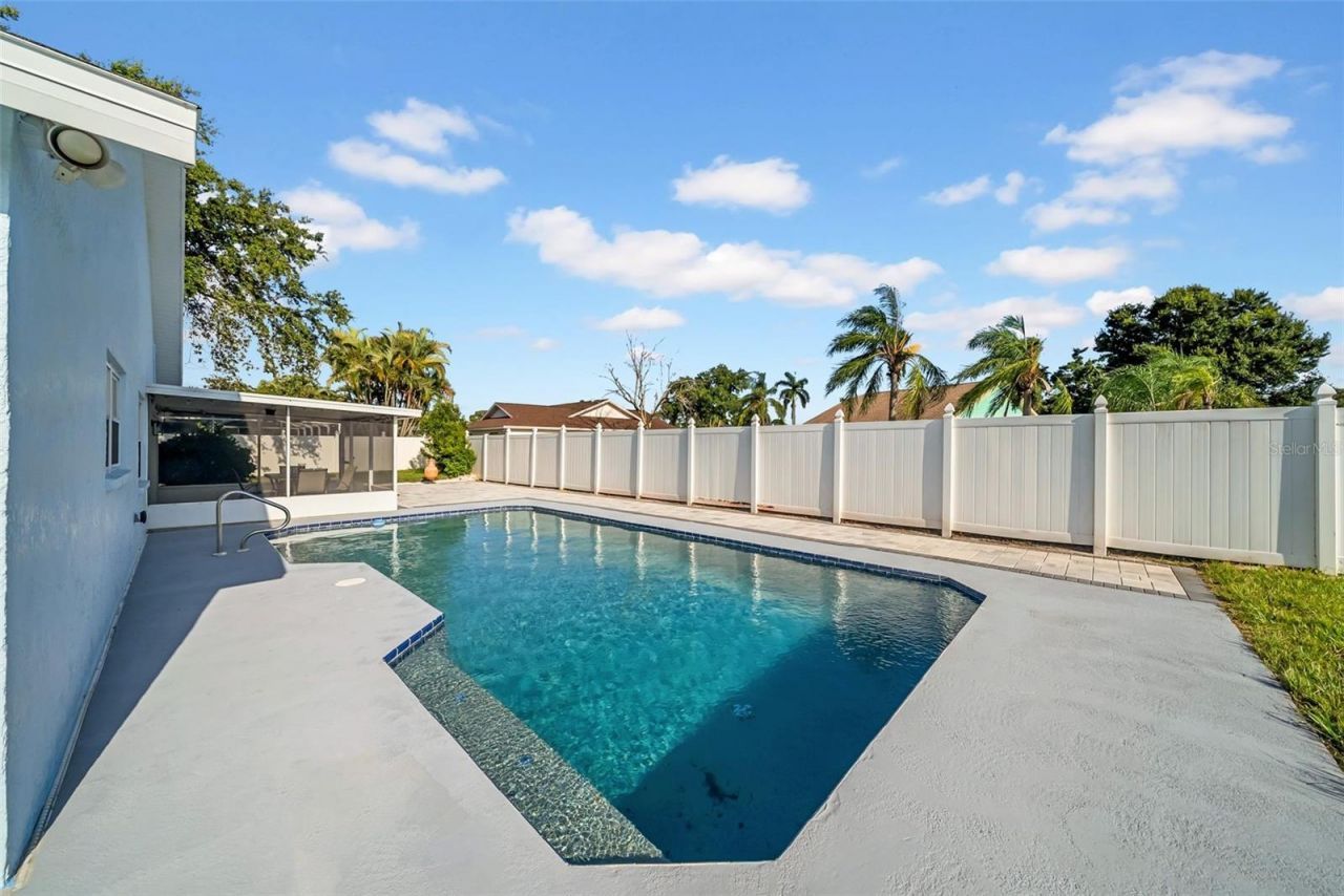2020 58th Avenue S, Saint Petersburg, FL 33712 Photo