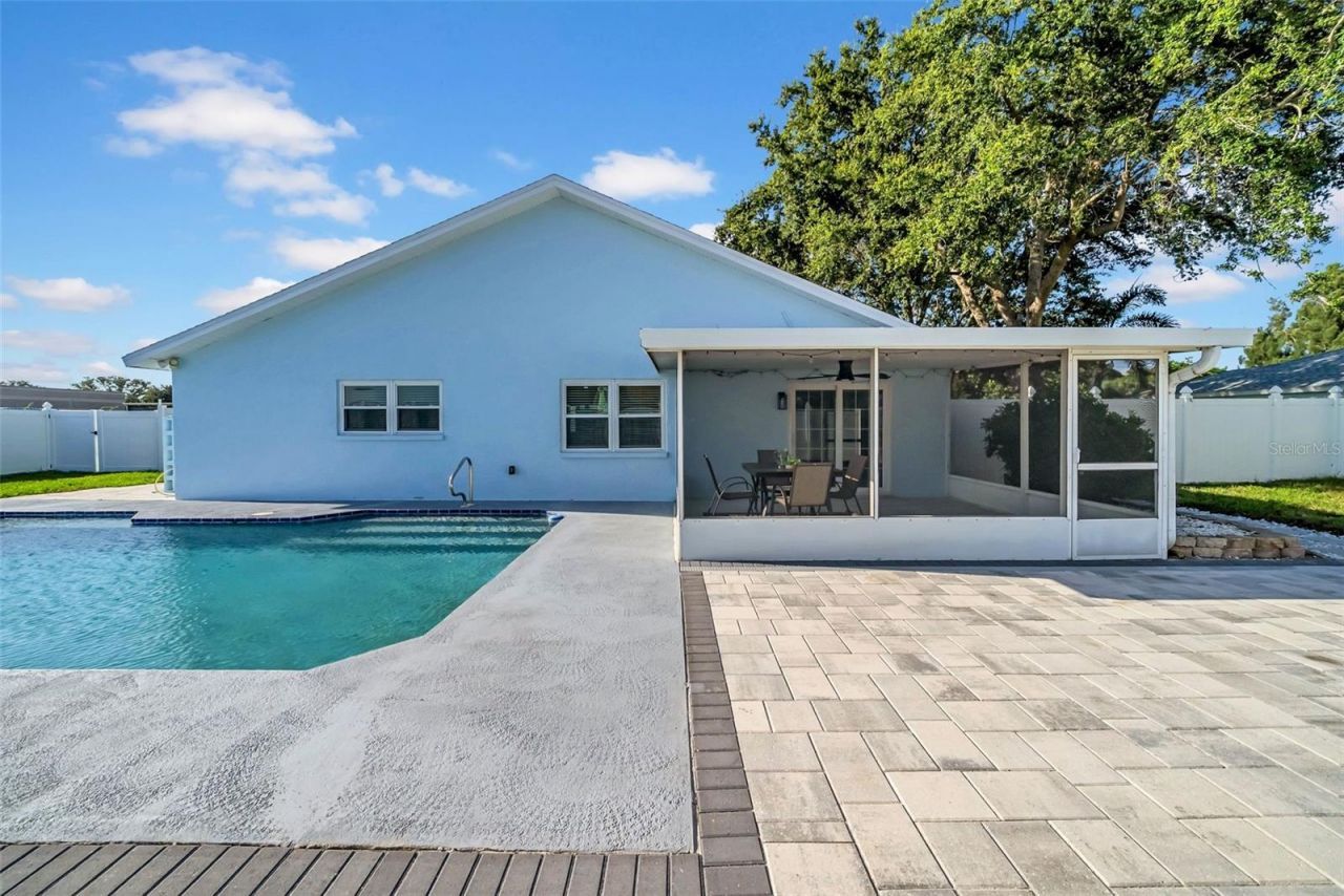 2020 58th Avenue S, Saint Petersburg, FL 33712 Photo