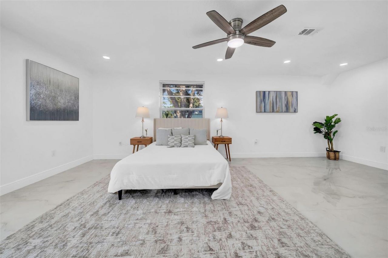 2020 58th Avenue S, Saint Petersburg, FL 33712 Photo