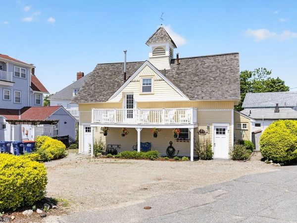 7 Sycamore St, Wareham, MA 02558