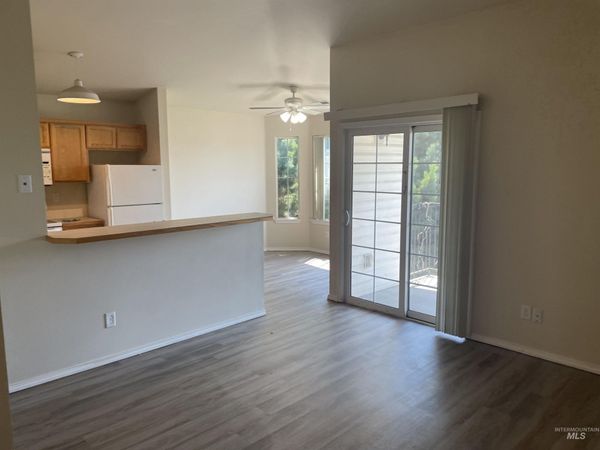 158 N Seafury Ln Apt 202, Boise, ID 83704