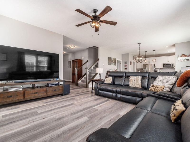 587 Courtright Drive E, Pickerington, OH 43147 Photo 4