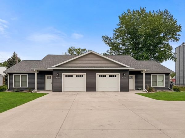 950 W 1st Avenue , Edgerton, MN 56128