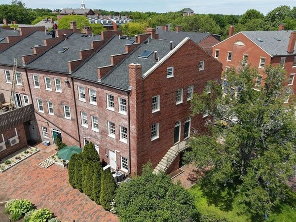 2 Elbow Ln, Unit A, Newburyport, MA 01950