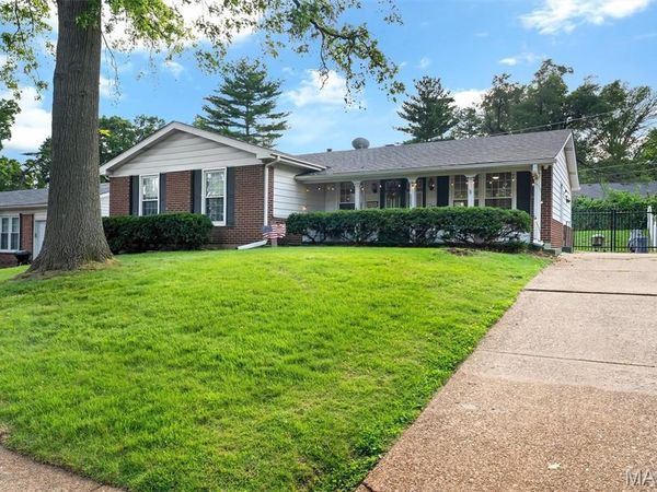 2283 Woodgrass Drive, Overland, MO 63114