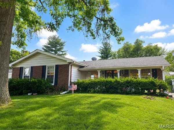 2283 Woodgrass Drive , Overland, MO 63114