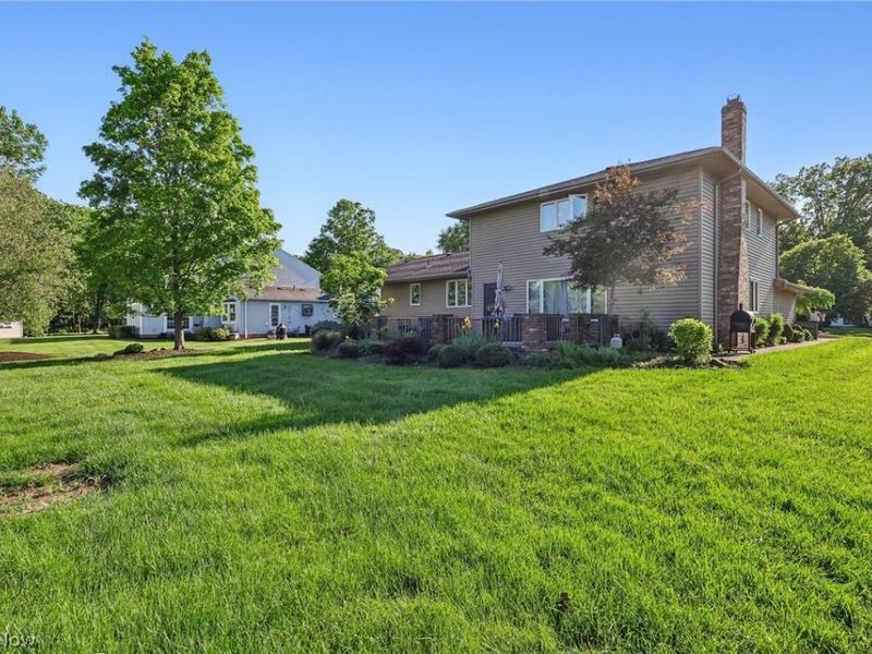 691 Davidson Drive, Highland Heights, OH 44143 Photo 39