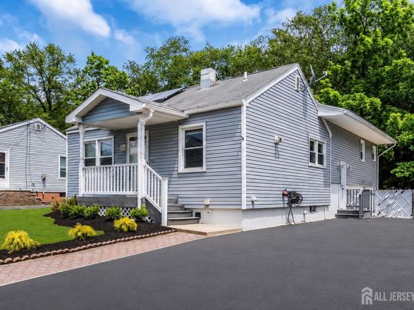 23 Old Forge Road, Helmetta, NJ 08828